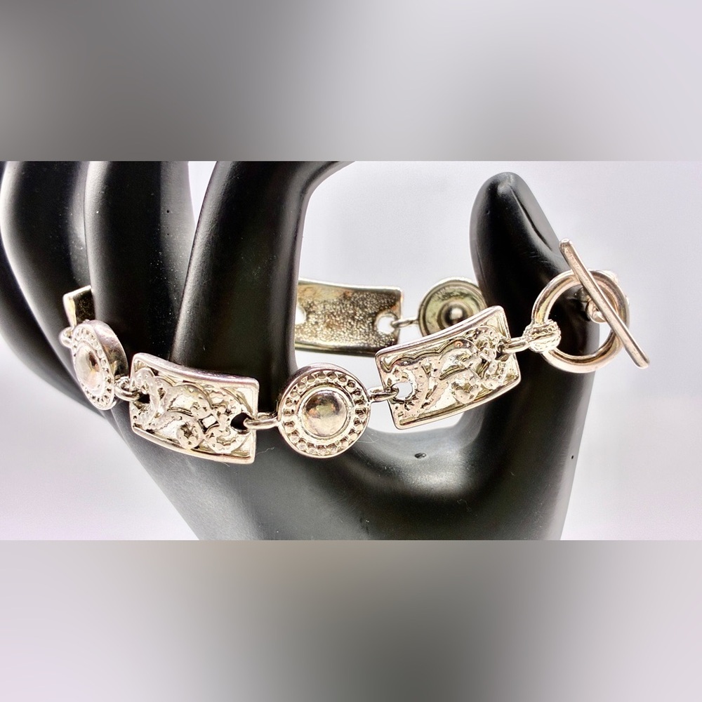 Vintage Premier Design Bracelet Fleur D' Lis Disc Silver Plate Toggle 8” Inches